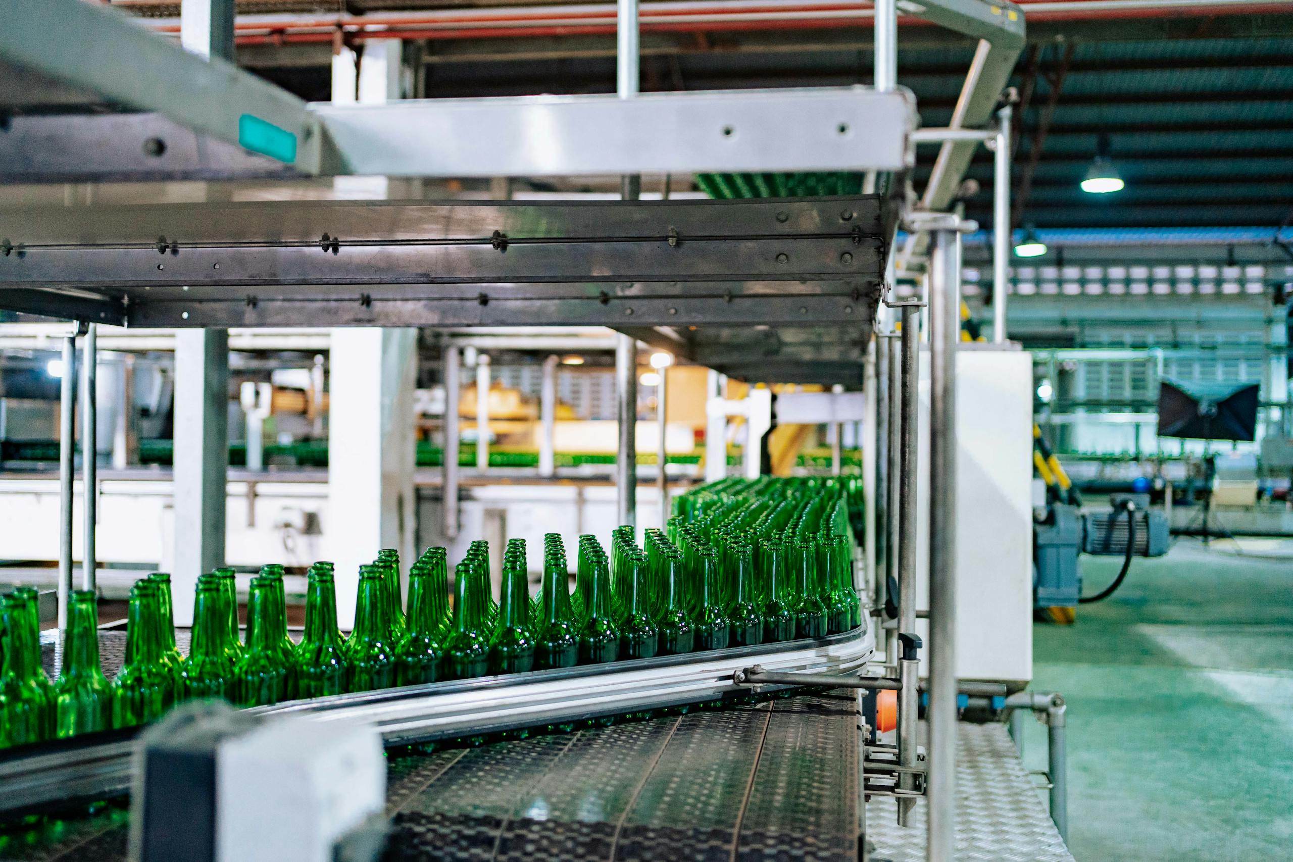 Linia produkcyjna butelek szklanych FMC